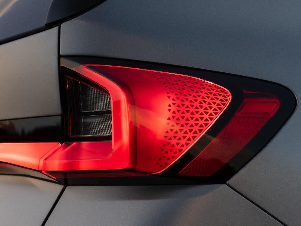 Elle réinterprète le style de la famille BMW X